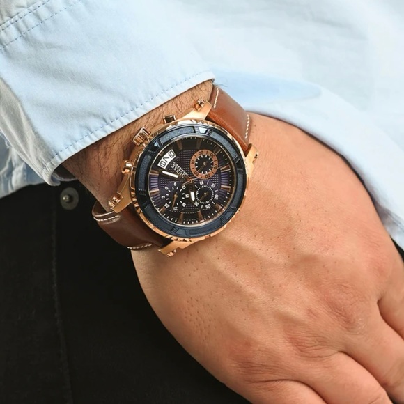 GUESS Mens Brown Rose Gold Tone Chronograph Watch - Picture 3 of 8